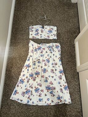 Abercrombie & Fitch White Floral Two-Piece Set with Blue & Pink Accents
